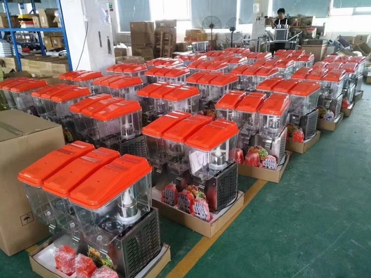ثلاجة المطبخ التجارية بجهد 220 فولت ونظام تبريد R134a